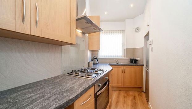 Abbotsford Apartment - Photo 4, Room