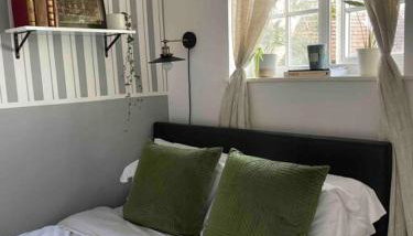 One bedroom Putney Village flat - Foto 3