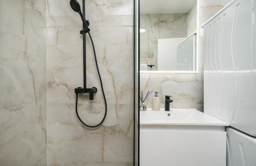 "Golden Sky"Rooftop Pool Villa - Photo 38