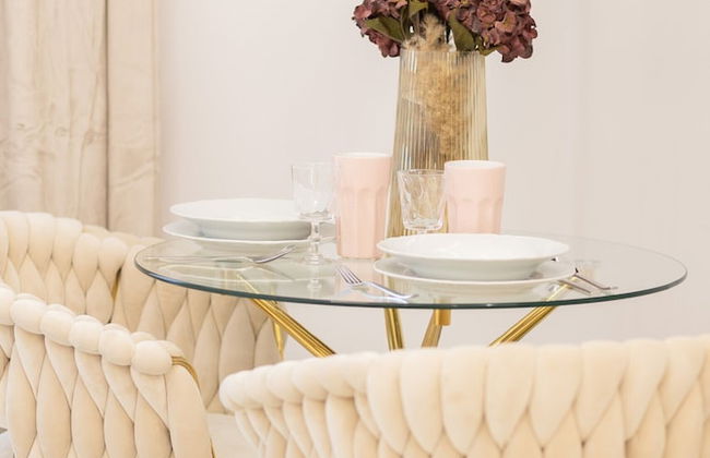 Glamour Studio by Renters Prestige - Photo 26