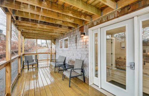 Cozy Maine Getaway Covered Deck, Walk to Beach! - Photo 21