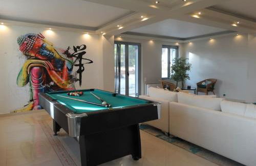 The White House Beach Villa - Foto 11