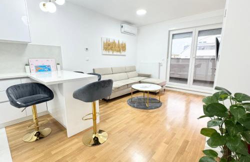 Apartman Lilly - Parking - Zagreb - Mirna Lokacija - Lođa - Foto 2