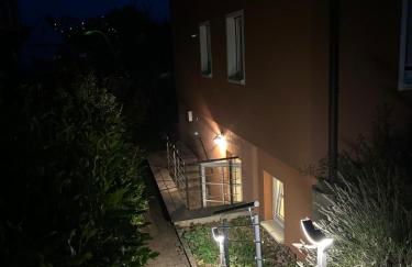 schöne Einliegerwohnung mit Stellplatz - Foto 3