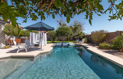 Desert Oasis 4BD 3BA, Lux Resort Pool in Mesa, AZ - Foto 2