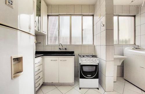 Apto 2 quartos, centro, garagem, ar condicionado - Foto 29