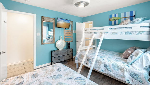 The Sandbar - Pet Friendly! Overlooking Community Pool! - Foto 3, Habitación