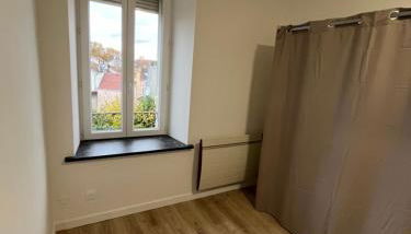 Appartement centre-ville de Lure droit - Foto 2, wardrobe