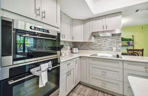 TRANQUILITY! PRIVATE Gated Estate! Boats, RVs OK! Has Separate Apt, Fishing, Hiking, LOW Rates! - Foto 92