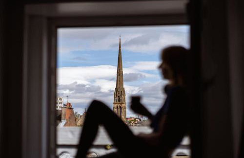 The West End Loft - 5* Retreat - Private Parking! - Foto 27