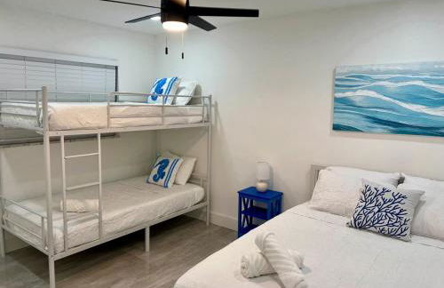 20 OFF BLUE WAVE 10min Beach and Airport - Foto 28