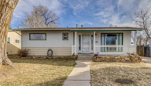 4 Mi to Riverwalk and CSU Pueblo! Home with Sunroom - Foto 4