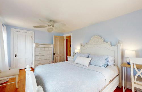 Acadia Lights Cottage - Photo 12