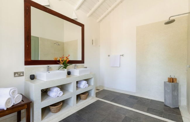 Beautifully Renovated Family Village House Within Walking Distance To The Beach - Foto 35