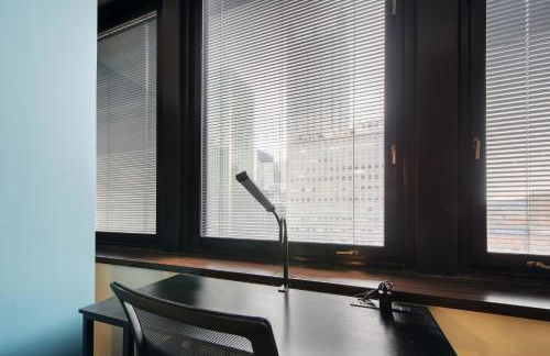 Upscale Charm PRIME LOCATION 7TH FLOOR SWEEPING CITY VIEWS FAST WIFI 24-7 Gym Lounge Roku - Foto 13