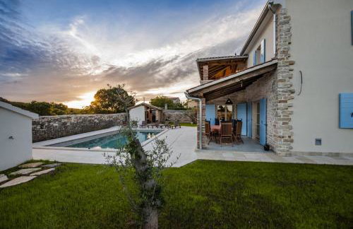 Exclusive Villa Tomani with Private Pool - Foto 29