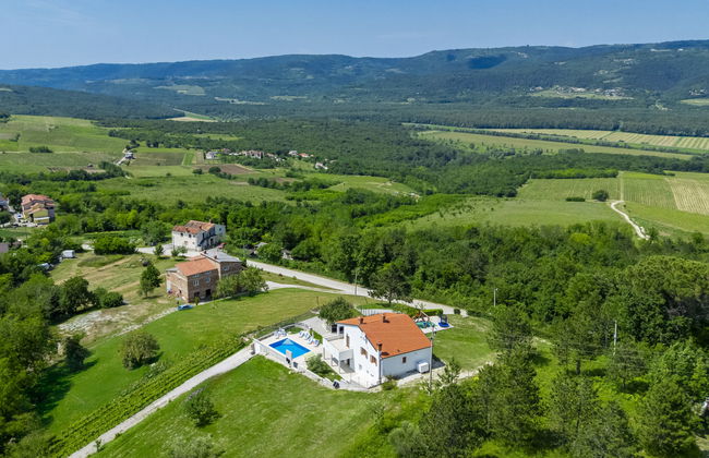 Montebello - Photo 10