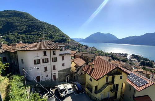 Bellano Cottage - With Private Garden and Garage - Foto 1