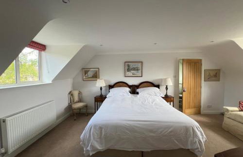 Trinity House - Photo 14