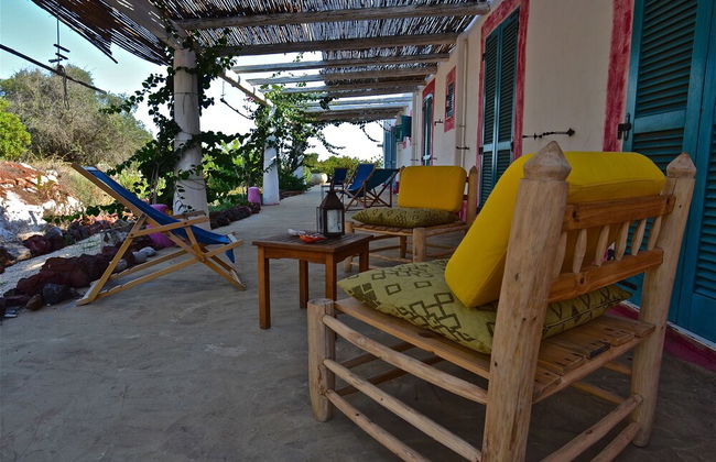 Charming Mediterranean House Surrounded by a Natural Oasis - Photo 16