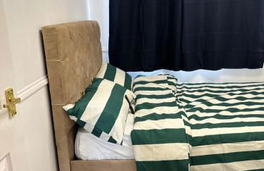 Lovely Two Bedroom Flat - Foto 11