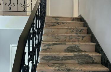 Vaste appartement avec parking gratuit, borne dispo et espace de travail - Foto 23