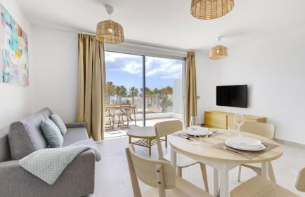 Calm Beach Apartments - Photo 4