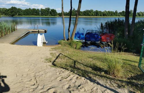 Domki Borowiackie nad brzegiem jeziora - Foto 61
