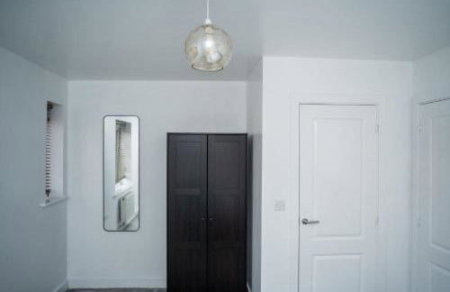 Modern 2BR Home in Manchester - Foto 16