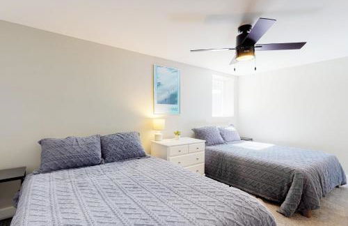 On Mountain Time - Photo 27