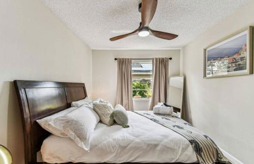 Relaxing Modern Home Sleeps 6 Pool BBQ Firepit - Foto 16