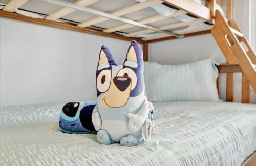 4br3ba Modern Sleeps 10 8 Minutes to Raymond James - Foto 28