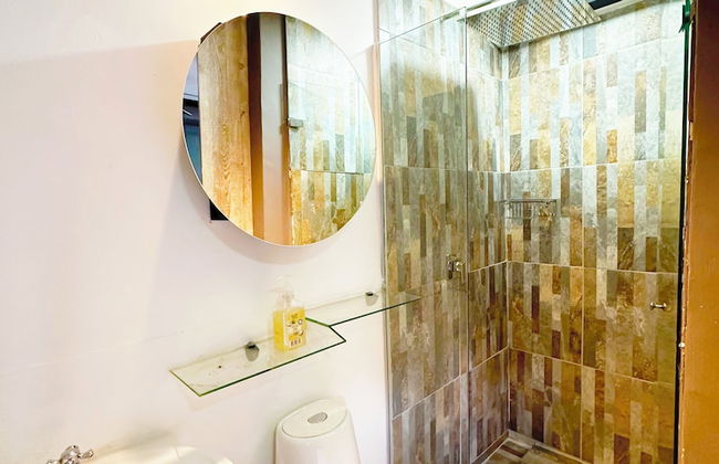 78 PROMO $ 11 Bedrooms with bathrooms Aprtmnt + 2 Jacuzzis and a rooftop pool. @Poblado - Photo $