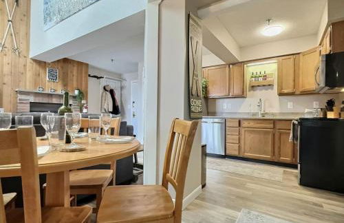 BearNecessities- AC, Pool, Hot Tub, Gym, Sauna - Foto 20