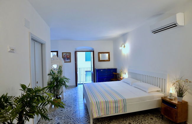 Large, Authentic 2-bed Apartment, Panoramic Views - Foto 4