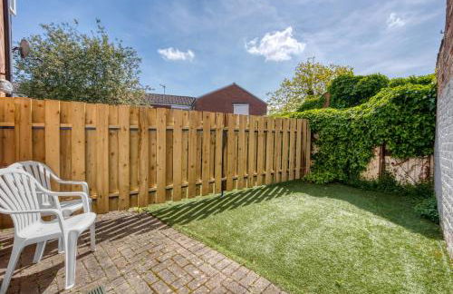 2BR Leamington Spa, by Clarendon Stays, FREE Parking, WiFi, Smart TV! - Foto 18