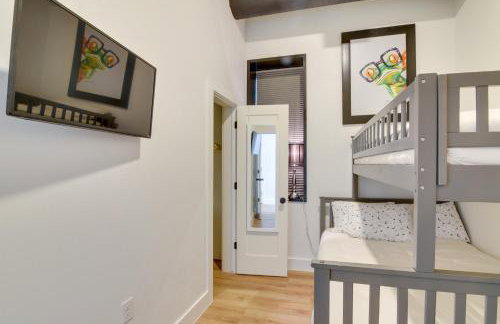 Walk to Strand Historic District Stylish Dtwn Gem - Foto 19