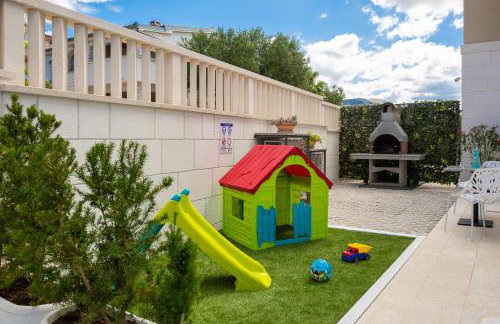 Villa Authentica with Heated Pool - Foto 51