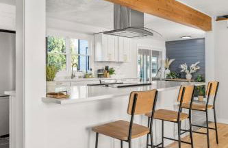 Beautiful 3 story villa with room for 17 people - outdoor POOL and indoor SAUNA - Foto 22