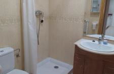 Adosado con piscina y terraza a 700m de la playa - Foto 15