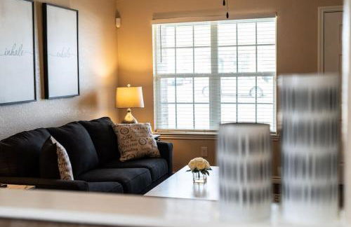 Bright & spacious 3 bedroom home Amazing location - Foto 2