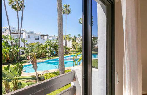 MARBELLA HOME RENTALS - Beachside, 3BR Townhouse - Foto 3