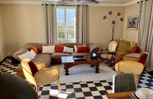 Villa Mulsanne et studio - Centre bourg - Proche circuit des 24H du mans - 12 personnes - Photo 2