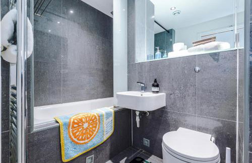 Central MCR 2BR 2BA, Parking, WiFi, Full Kitchen - Foto 58