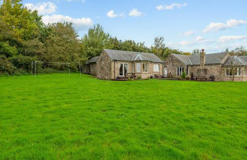 The Ploughman's Poet - Photo 38