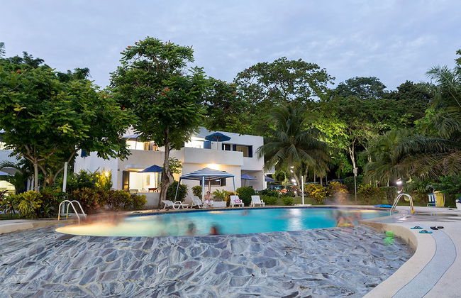 Green9 Hotel & Beach Resort Same - Foto 26