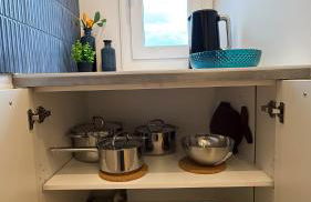 109 - Beachside Renovated 1BR apt 5 min from Beach - Photo 17