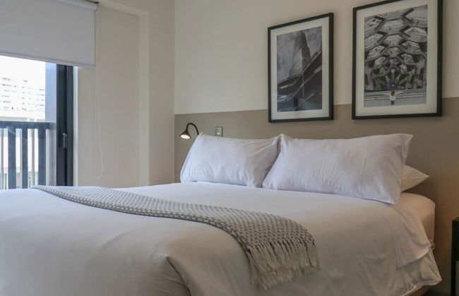 w Picturesque 2BR in the Heart of Miraflores - Photo 1