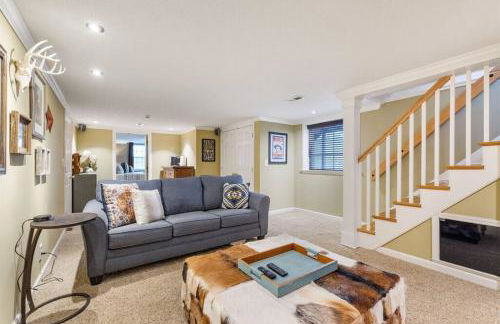 Hillside Hot Tub Hideaway! King Bed / Fire Pit - Foto 13