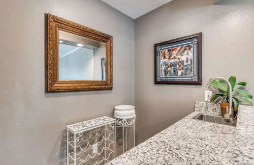 Quite Executive Home in Prestigious Neighborhood - Foto 12